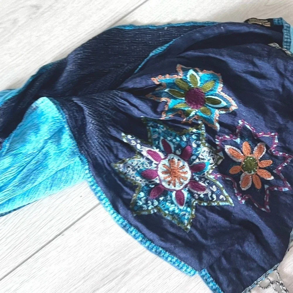 Gorgeous Embroidered Soft Rayon Scarf, Incredible Colors, Stretch, EUC, OS